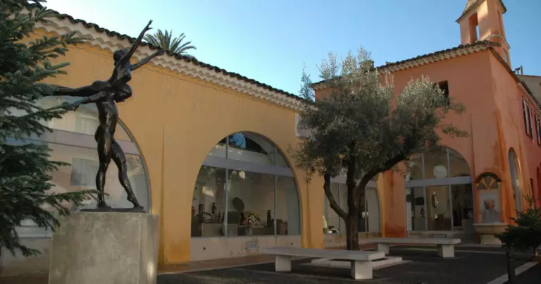 La Cigaloise de Marc Alberghina au musée de Biot