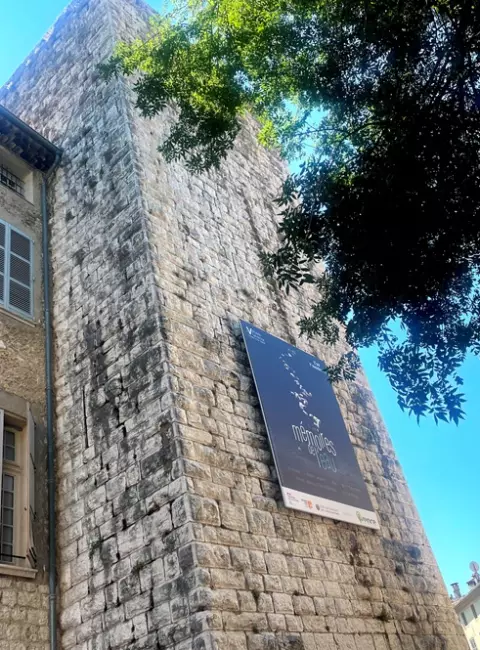 Visuel officiel de l’exposition Mémoires de l’eau au Musée de Vence